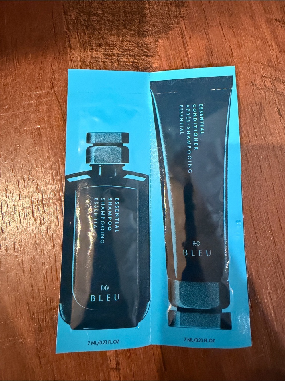 R+Co BLEU Essential Shampoo & Conditioner Sachets - Blue
